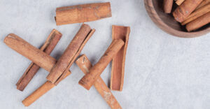 Tinh Dầu Thiên Nhiên Quế (Cinnamon) – August Studio