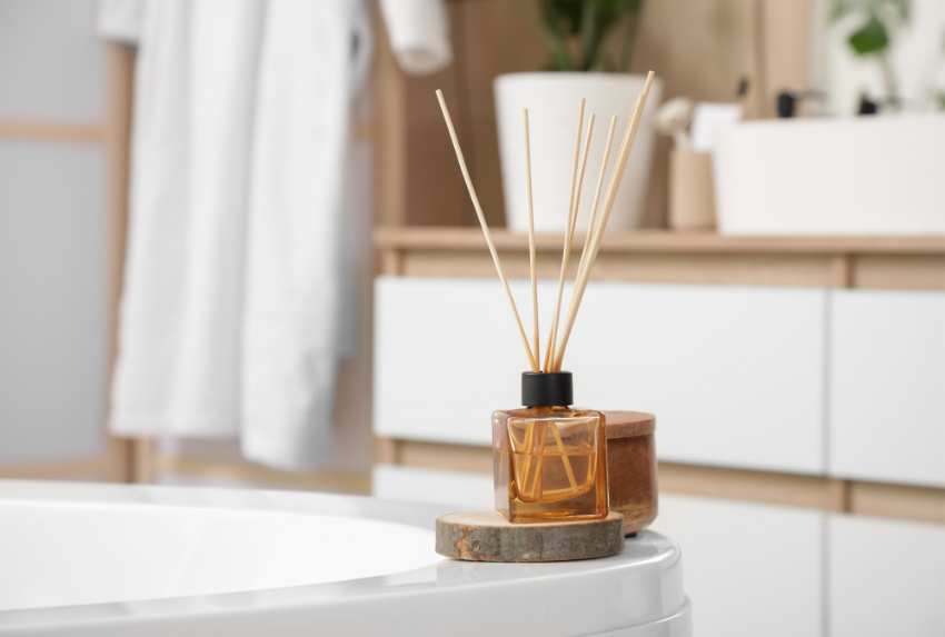 Que khuếch tán tinh dầu là một trong những phương pháp phổ biến, đơn giản và hiệu quả để lan tỏa hương thơm trong không gian sống