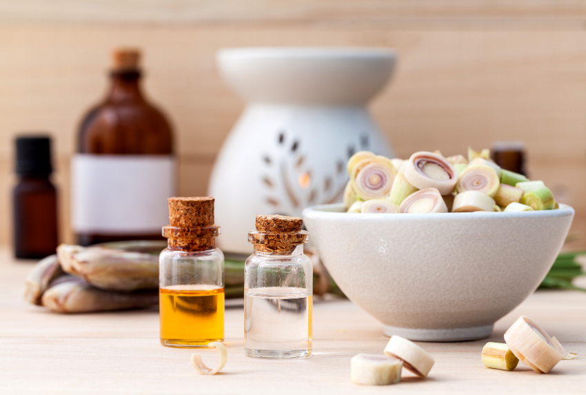 Sử dụng tinh dầu chanh sả